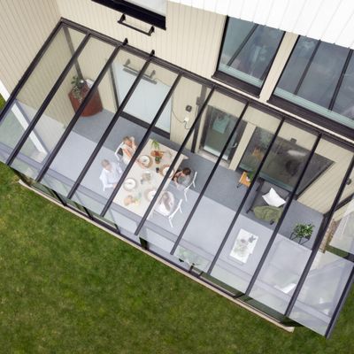 Innglasset terrasse sett ovenfra